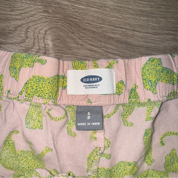 Old Navy Pink & Green Cheetah Pajama Shorts - Picture 5 of 7
